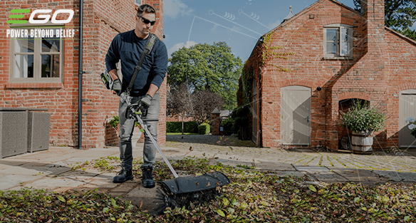 How to clean paths and driveways with a cordless bristle brush